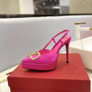 2023 Valentino women shoes