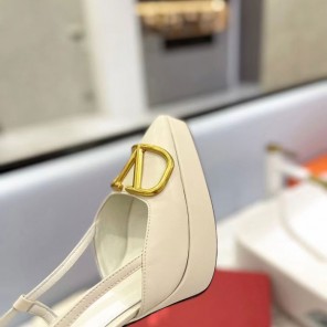 2023 Valentino women shoes