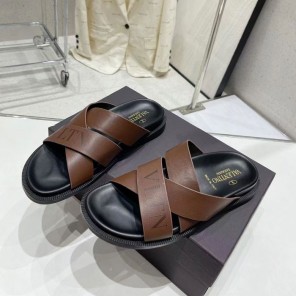 2023 Valentino women shoes