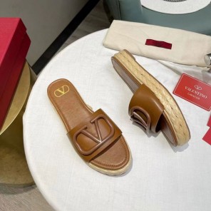 2023 Valentino women shoes