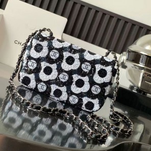 2024 Chanel SMALL FLAP BAG