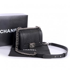 Boy Chanel Flap Shoulder Bag Genuine Python Leather A37006 Black