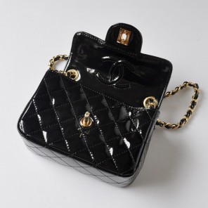 Chanel 1115 mini Classic Flap Bag Patent Leather Black in Gold