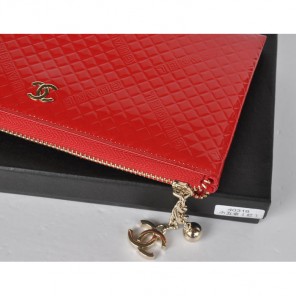 Chanel A40319 Red Patent Leather Zippy Wallet