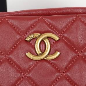 Chanel Sheepskin Leather Shoulder Bag A67245 Burgundy
