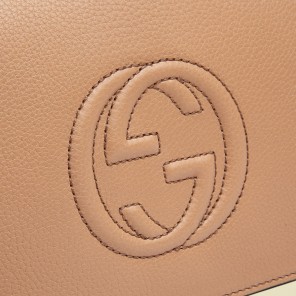 Gucci soho leather clutch