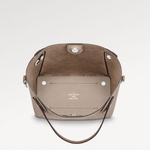 Louis vuitton HINA PM