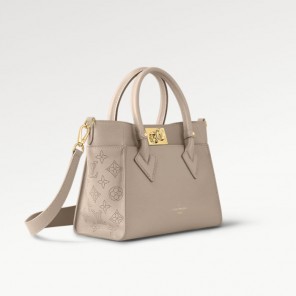 Louis vuitton On My Side PM