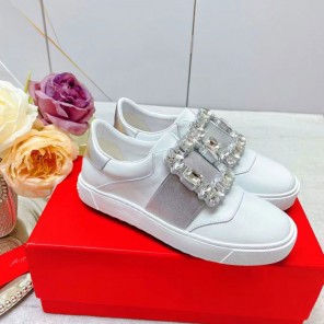 Roger Vivier shoes 2023