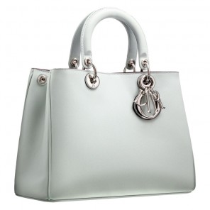 Small smooth pistachio leather 