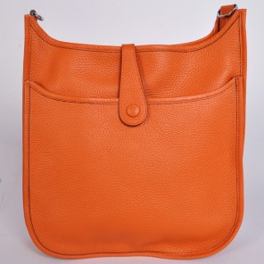 Hermes 28cm Evelyn bag clemence leather in Orange
