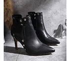 2016 Valentino women Boots in Calfskin leather VN0372