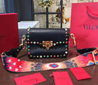 2017 Valentino GUITAR ROCKSTUD ROLLING CROSS SMALL BAG 0936M 0936M