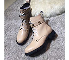 2017 Valentino women Short Boots in Calfskin leather with rivet VN0456