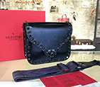 2018 Valentino GUITAR ROCKSTUD ROLLING CROSS BODY BAG 0937
