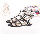 2018 Valentino women Flat Sandal in Calfskin with rivet VN0572