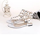 2018 Valentino women Flat Sandal in Calfskin with rivet VN0556