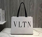 2019 Valentino Garavani Shopper 2052