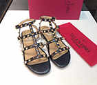 2019 Valentino women Flat shoes VN0670