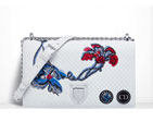 Diorama flap bag in white quilted calfskin M0422KVYU M933